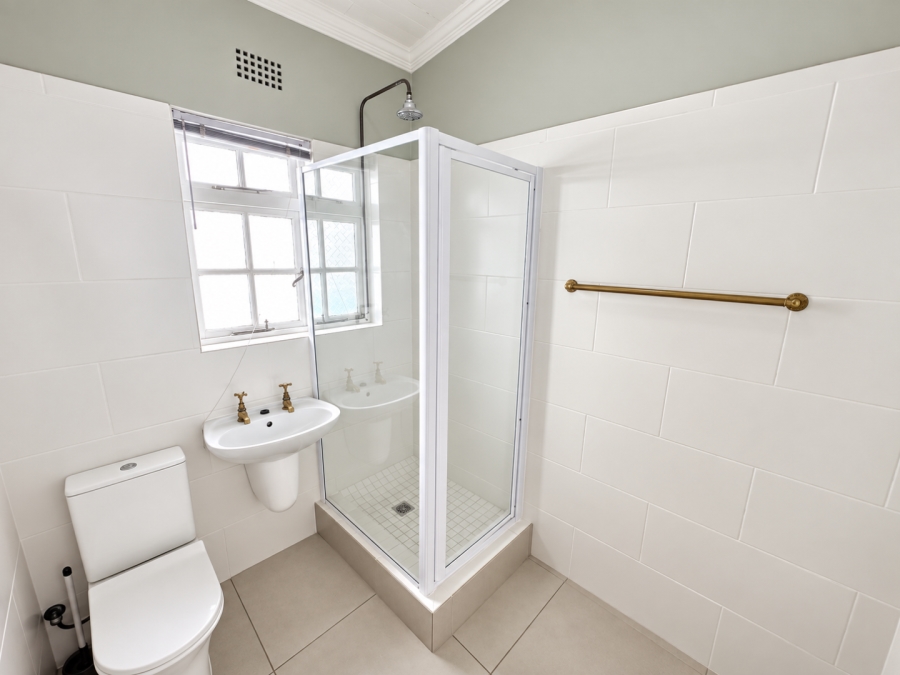 2 Bedroom Property for Sale in Green Point Western Cape